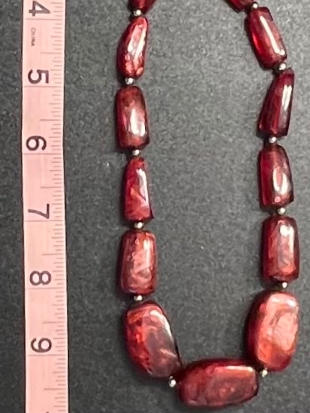 NY & Co Vintage Retro Deep Red Lucite Marbled Beaded 16" Necklace